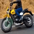Triumph Scrambler 400 XC